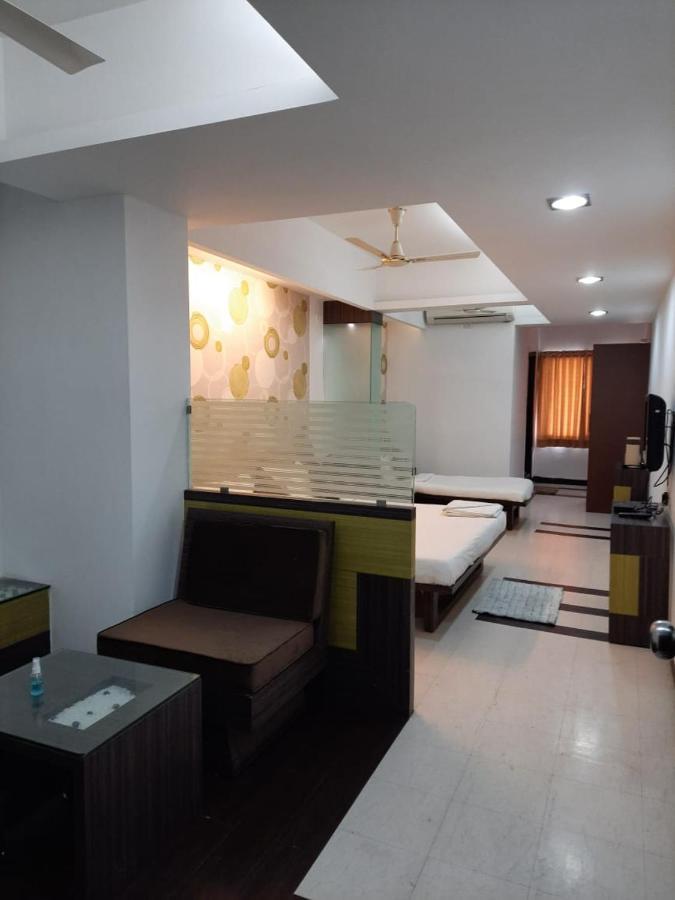 Hotel Grand Suites Indore Exterior foto